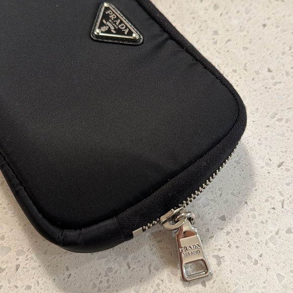 PRADA large Re-Nylon wallet - Picture 3 of 6